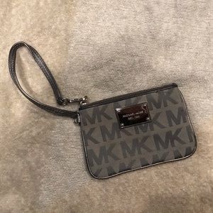 Micheal Kors Wristlet